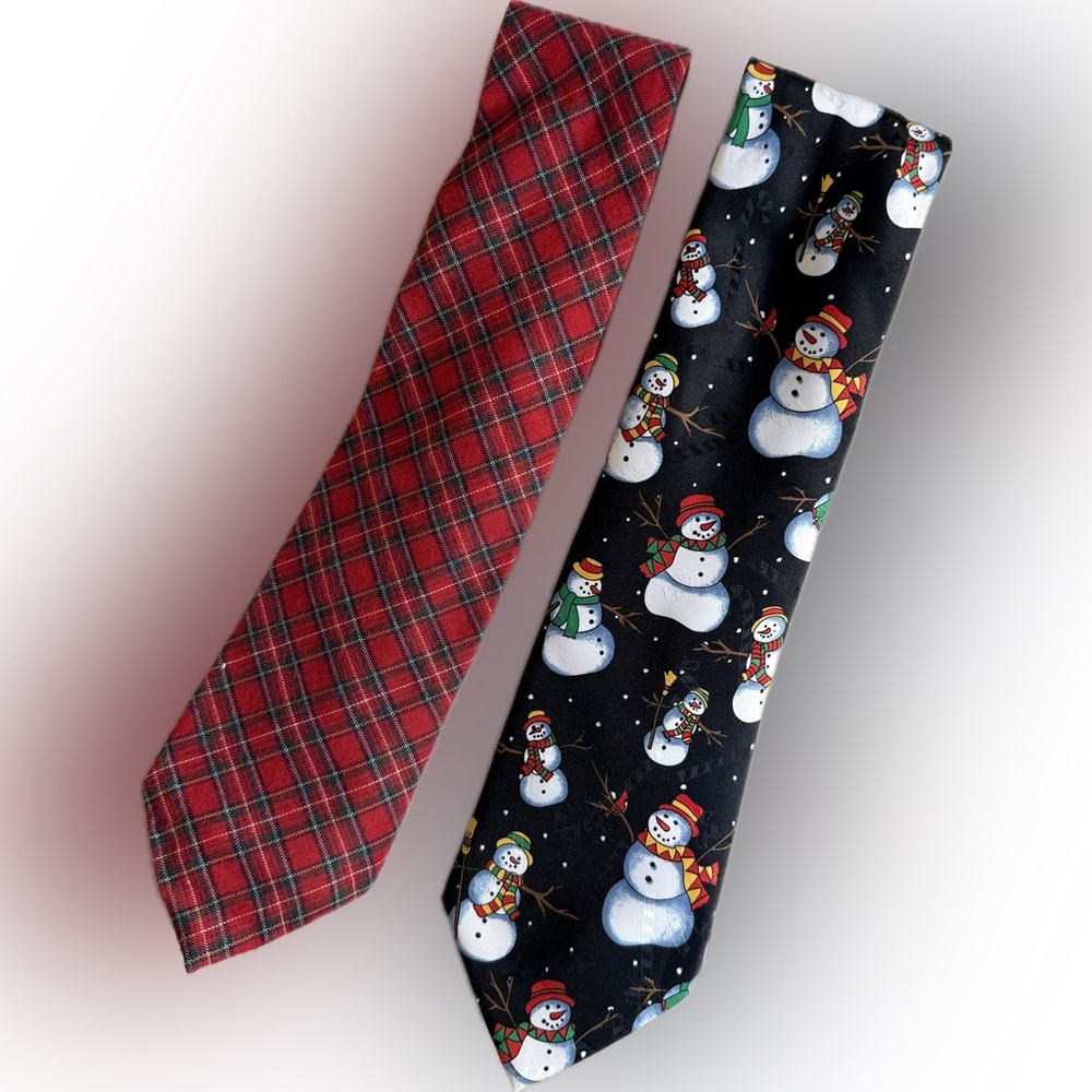 Vintage ‘80’s Holiday Christmas Seasonal Ties by Gap & Hallmark. EUC